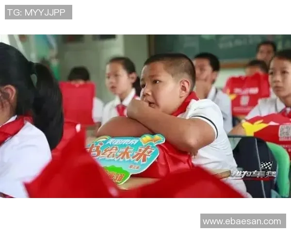 足球明星与小粉丝的温馨瞬间传递梦想与希望的故事