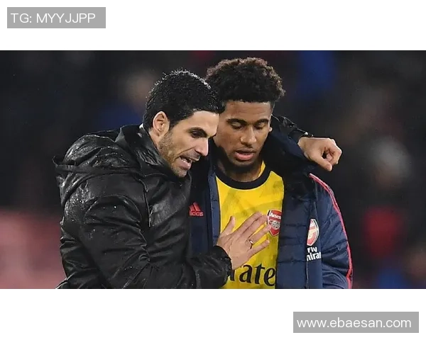 足球明星尼尔森的生平成就与精彩瞬间全解析