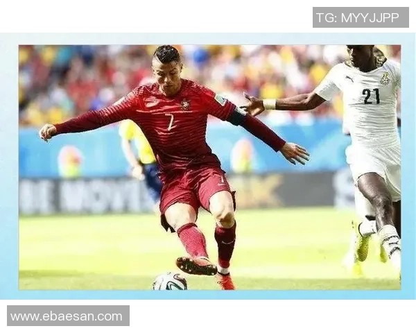 足球明星背后的心酸故事与卡通形象的完美结合